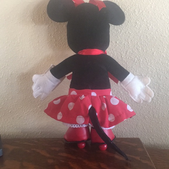1993 Gund Reproduction of 1947-48 Minnie Mouse Doll Limited Addition - Picture 3 of 5